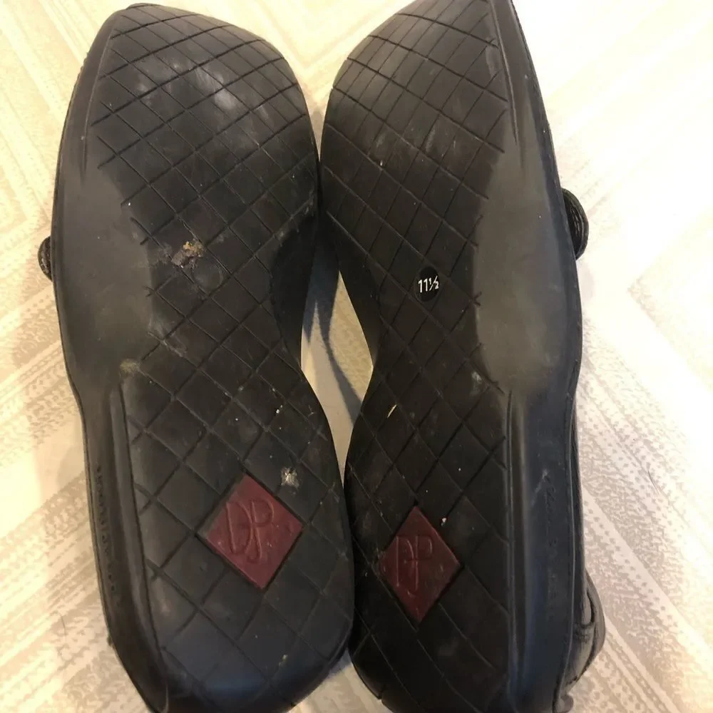 Donald J Pliner Men’s Black Leather Buckle Loafers